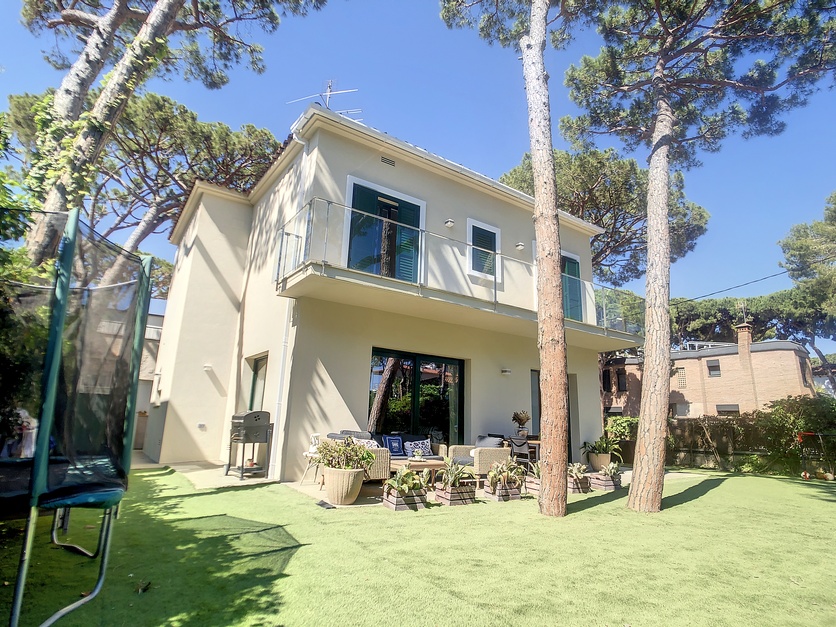 Exceptional success stories in luxury property rental and asset management