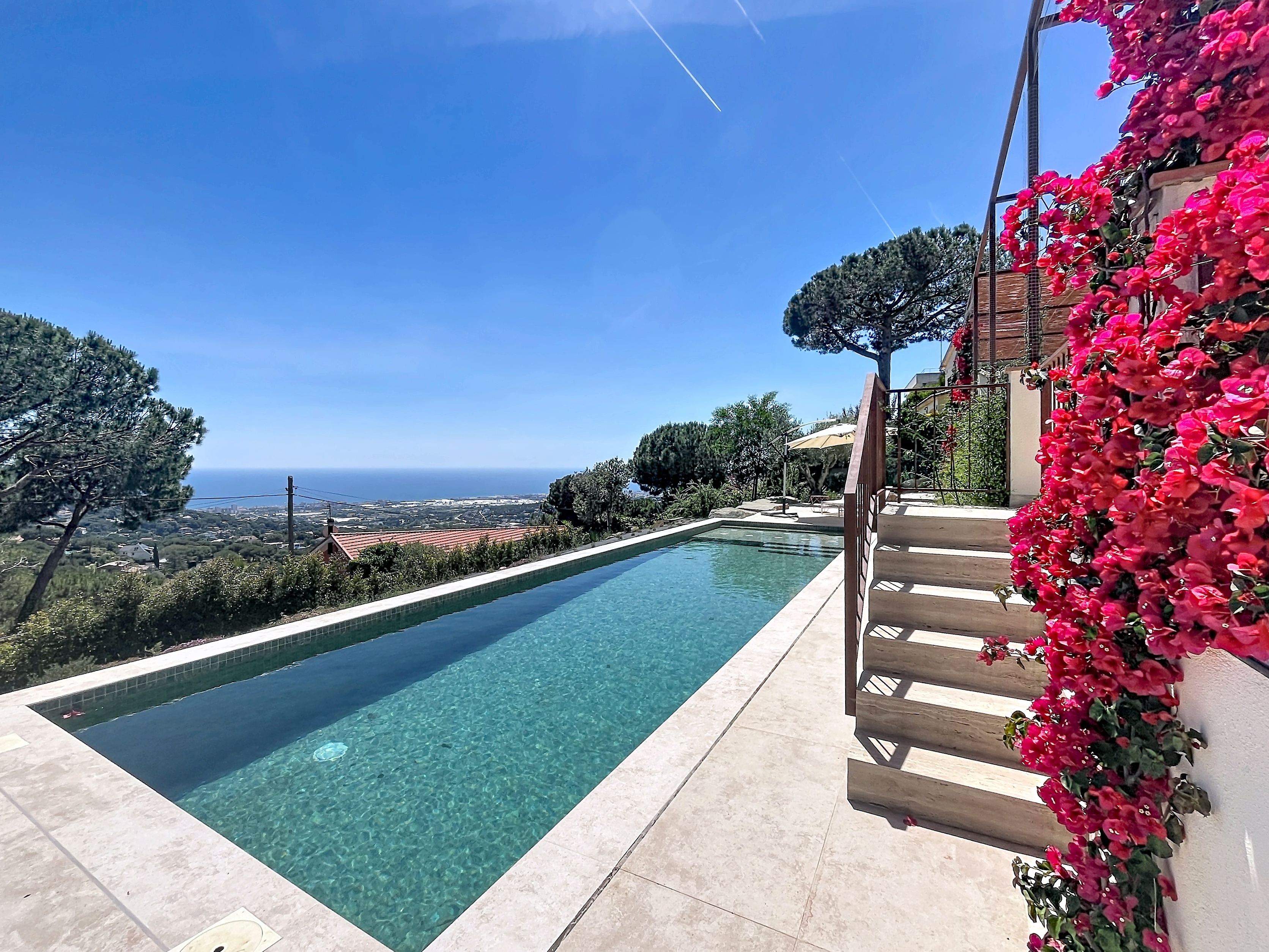 Acquistare una casa nel Maresme: mare, privacy e vicinanza a Barcellona