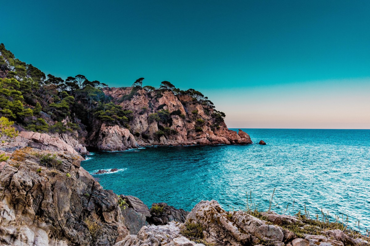 Menorca es lujo en su estado puro para comprar o alquilar una propiedad ¿ por qué debo invertir en la isla? - Atipika Lifestyle Properties 2024