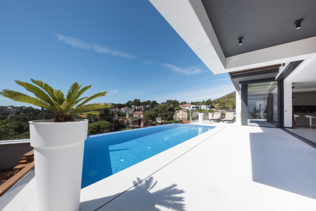 piscina infinita