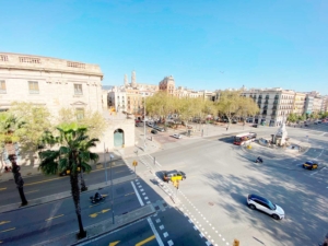 Las ventajas de vivir cerca del mar en Barcelona - Atipika Lifestyle Properties 2023