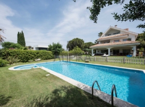 Si te gusta la tranquilidad, comprar una casa con vistas al mar en Sitges es tu mejor opción - Atipika Lifestyle Properties 2022