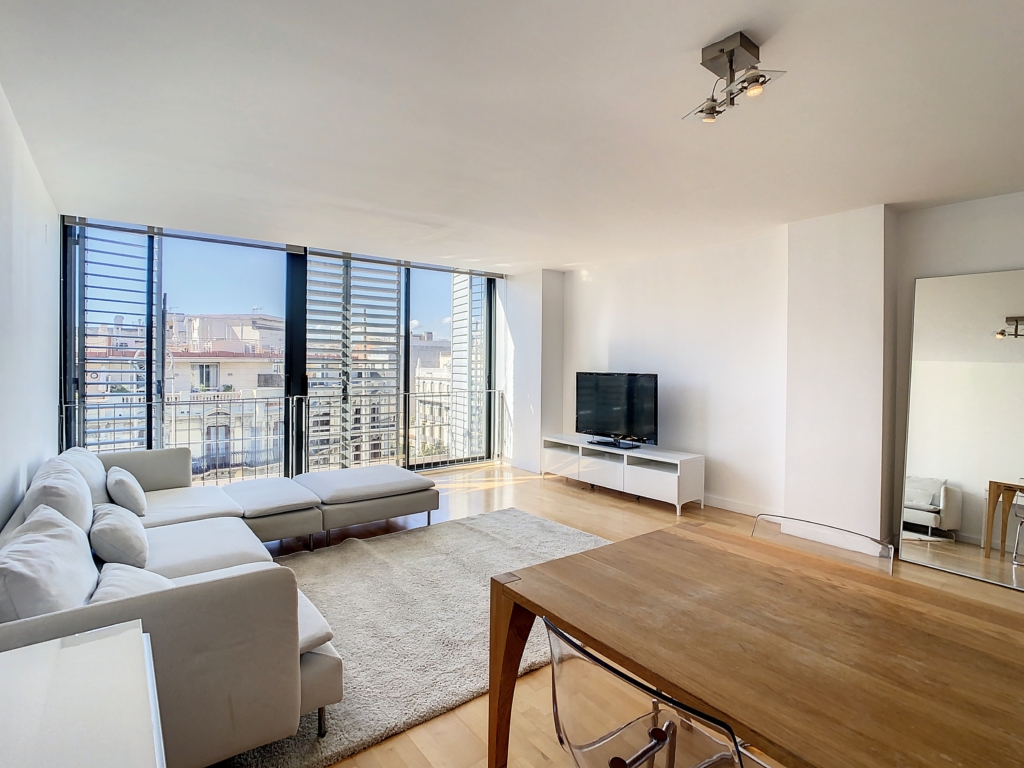 ¡VENDIDO! Espectacular piso de obra reciente en Rambla Catalunya con vistas urbanas, en pleno Eixample de Barcelona - Atipika Lifestyle Properties 2022