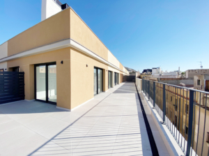 Fantástica promoción de viviendas de obra nueva en alquiler con jardín y piscina en Guàrdia